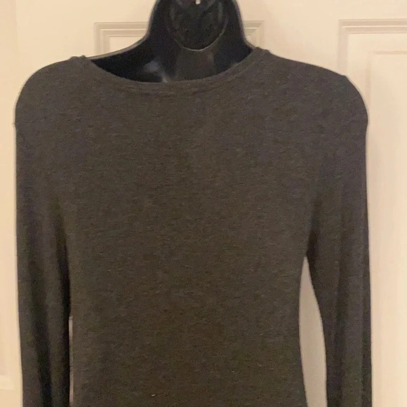 Cable & Gauge dark gray Sweater small V-neck - Picture 5 of 5
